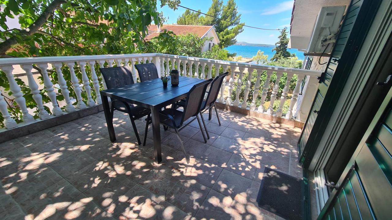 Ocean View Apartments Bilice Ngoại thất bức ảnh