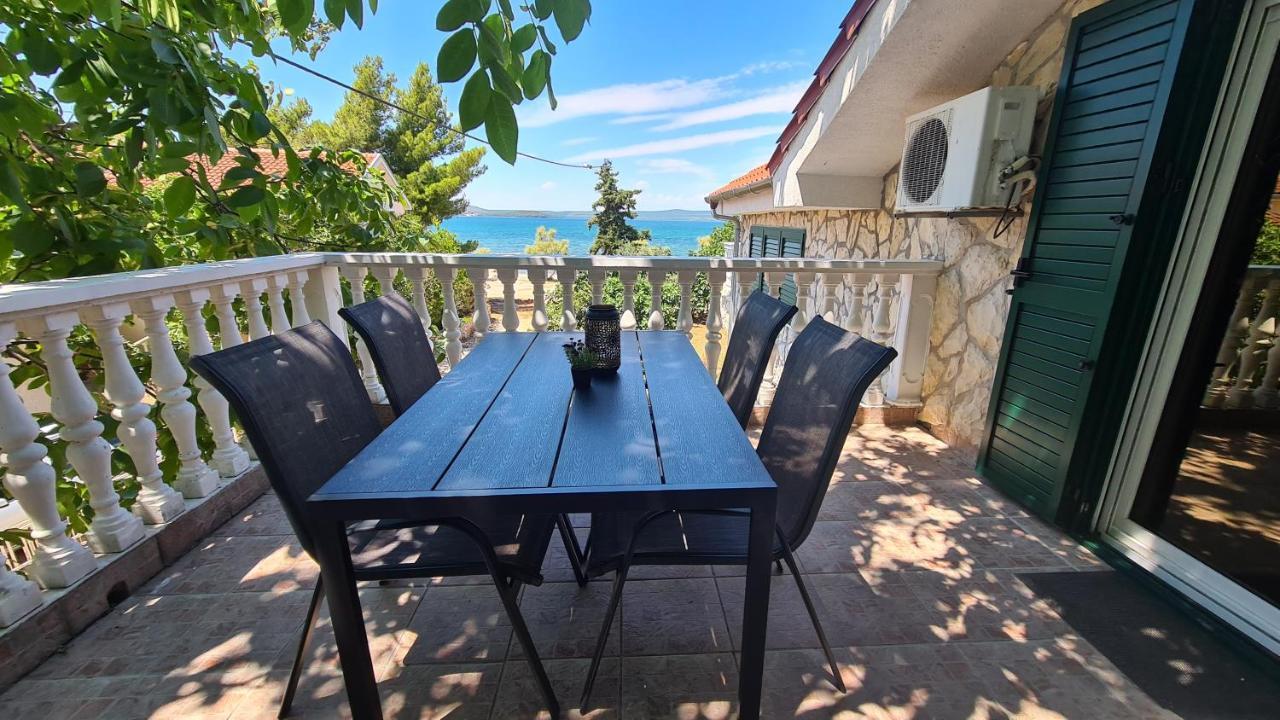 Ocean View Apartments Bilice Ngoại thất bức ảnh