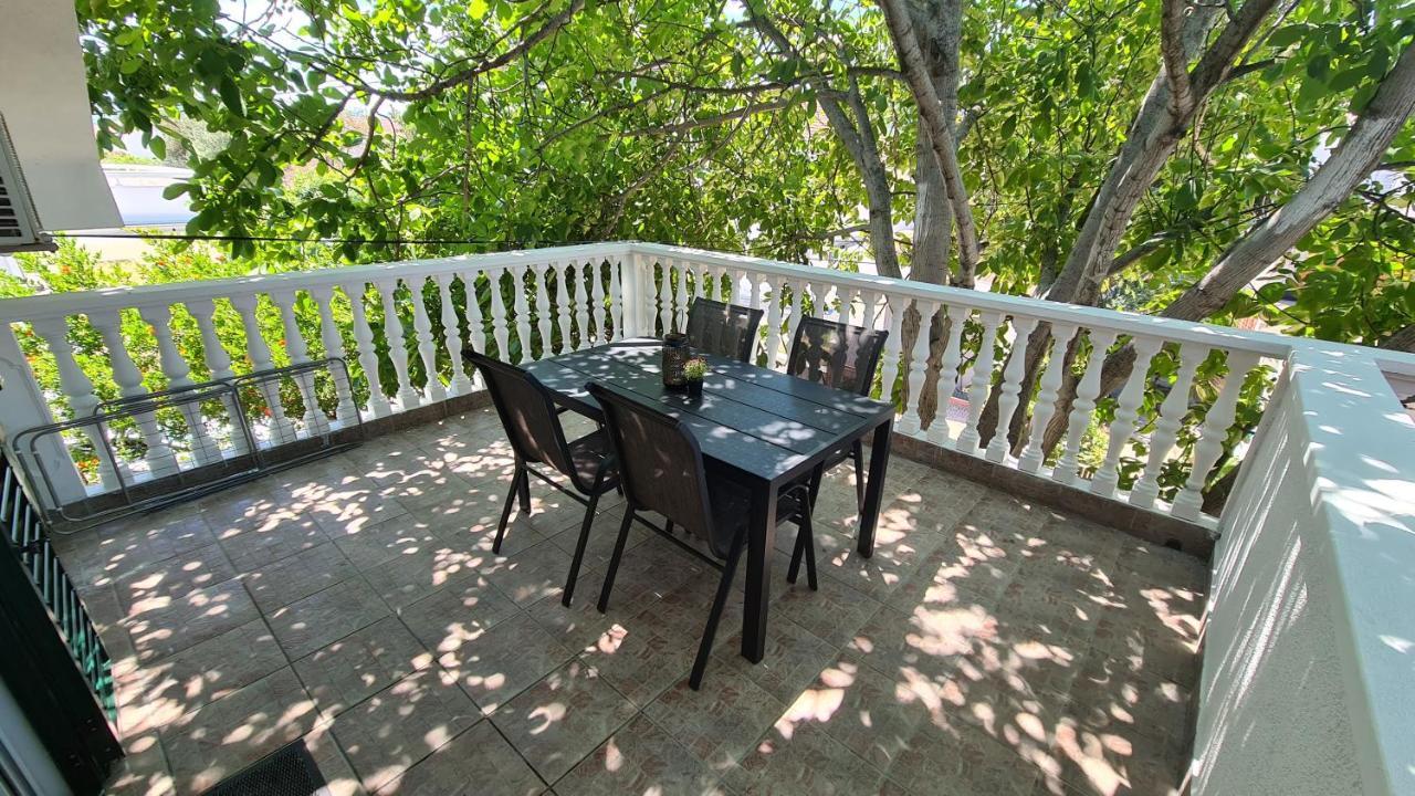 Ocean View Apartments Bilice Ngoại thất bức ảnh